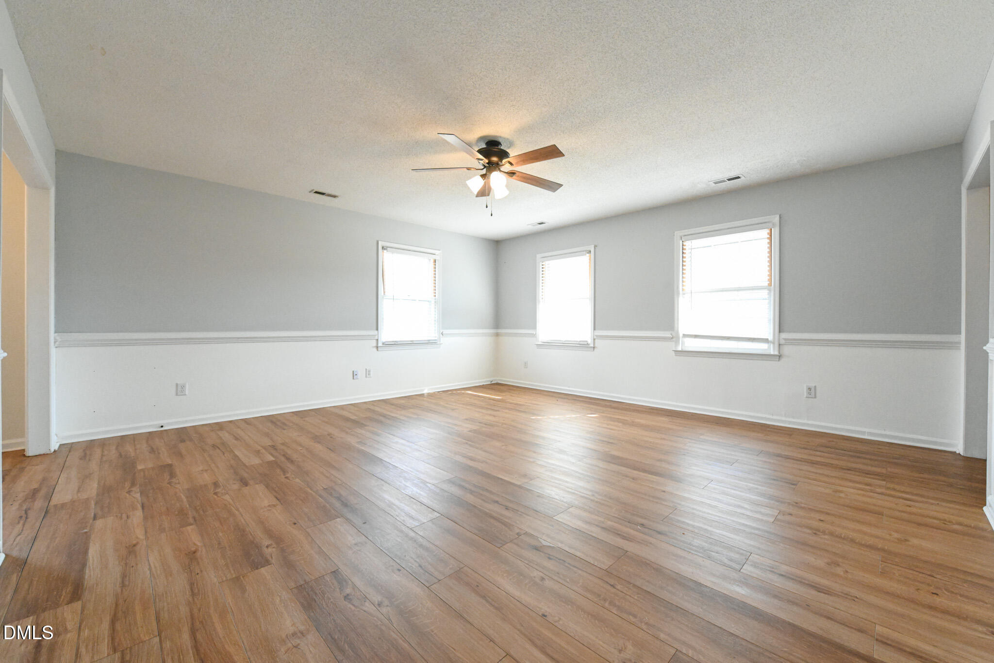 306 Chicopee Road Benson, NC 27504 - Photo 6 of 31 005