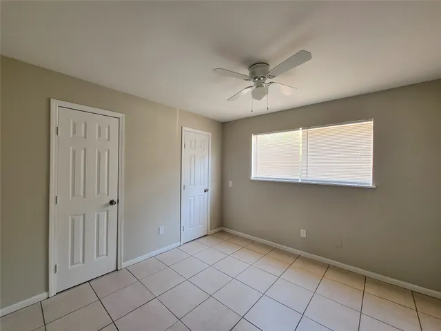 $850 | 3206 Lobit Drive, Unit 35, Dickinson, TX 77539