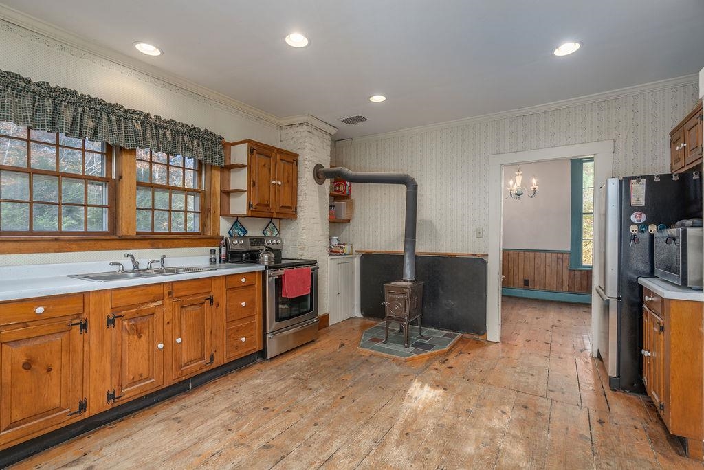 366 Drake Hill Road Strafford, NH 03884 - Photo 4 of 29