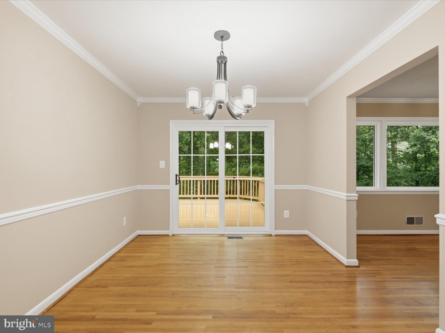 7218 Hadlow Drive Springfield, VA 22152 - Photo 10 of 42 Dining Room