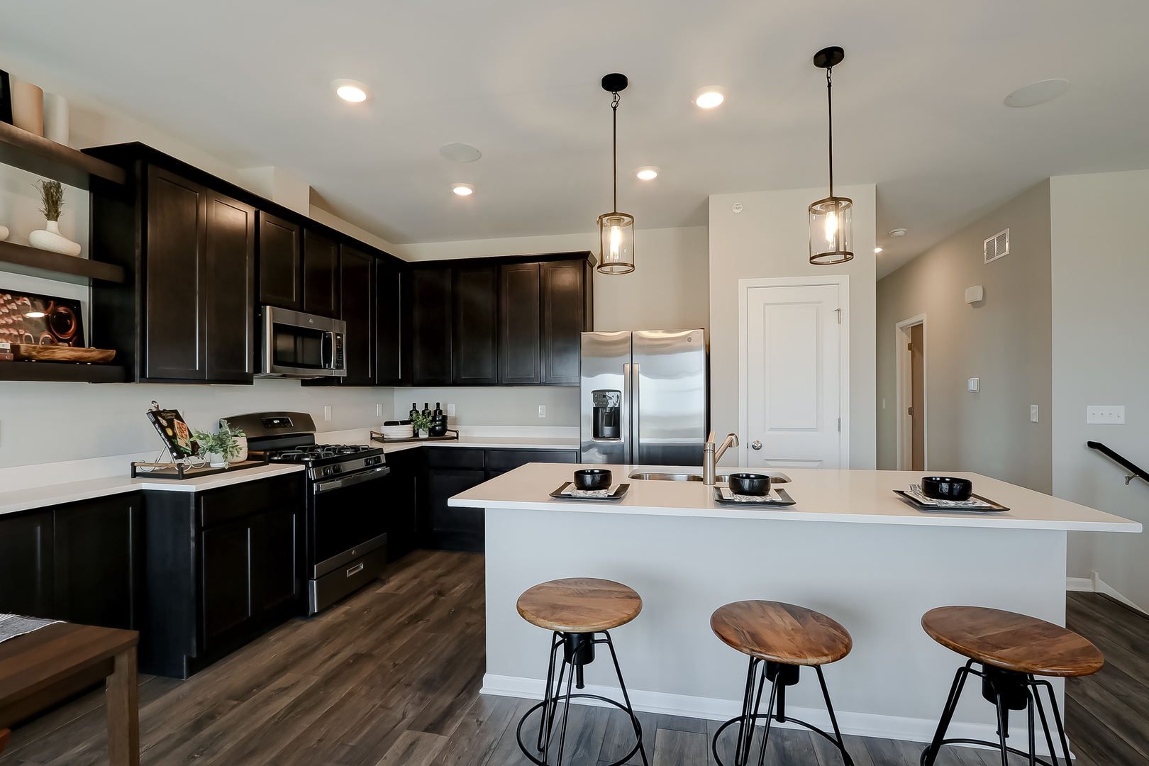402 Comstock Road South Elgin, IL 60177 - Photo 14 of 31