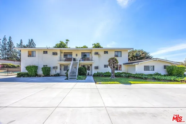front view of house with a yard
