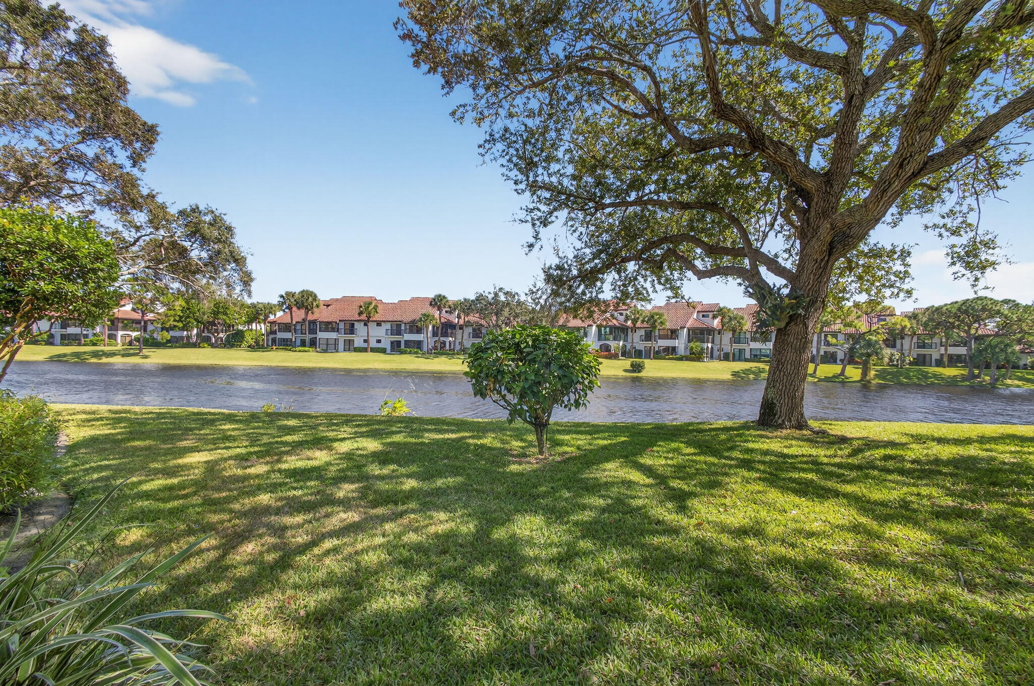 16050 West Bay Drive, Unit 155 Jupiter, FL 33477 - Photo 44 of 51 a view of lake view