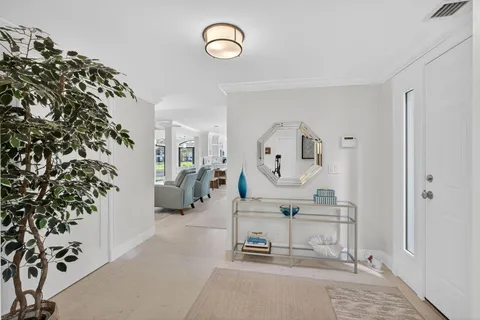 a view of livingroom with furniture