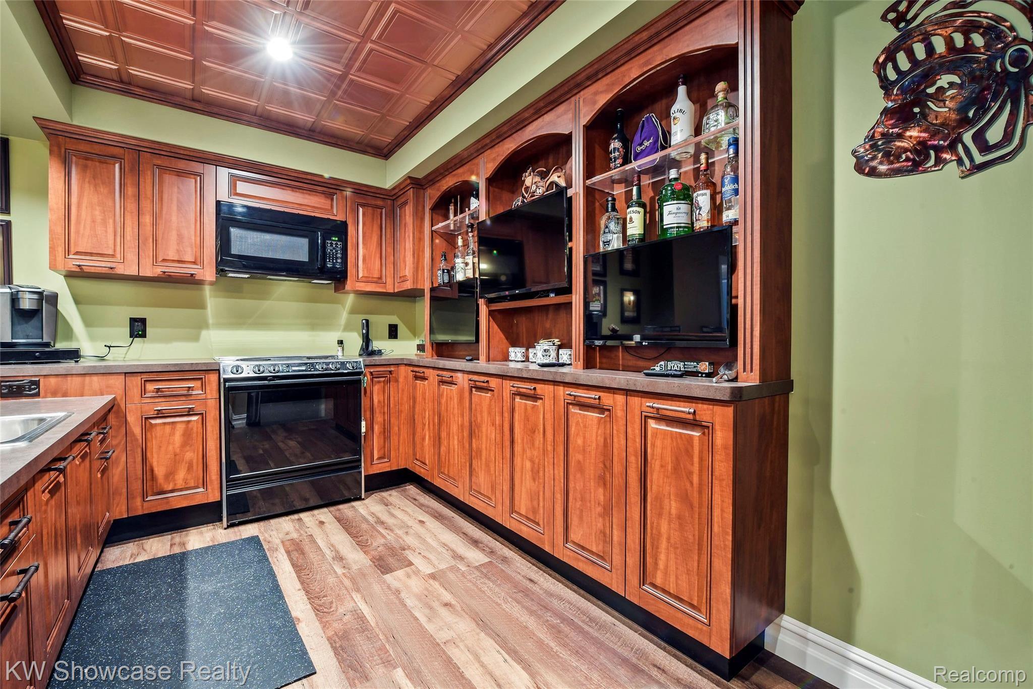 2828 Porter Road White Lake, MI 48383 - Photo 60 of 75 DSC_5956.jpg