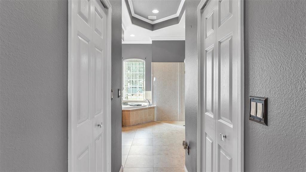 1210 Facet View Way Valrico, FL 33594 - Photo 32 of 76