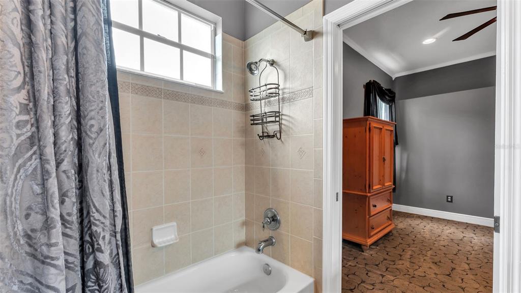 1210 Facet View Way Valrico, FL 33594 - Photo 47 of 76