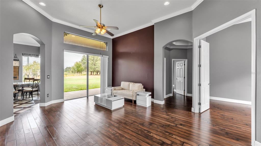 1210 Facet View Way Valrico, FL 33594 - Photo 9 of 76