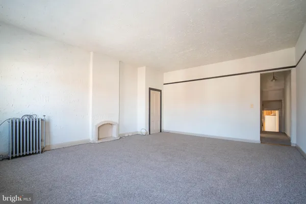$3,300 | 126 West Market Street, Unit 4, West Chester, PA 19382