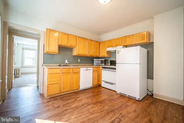 $3,300 | 126 West Market Street, Unit 4, West Chester, PA 19382