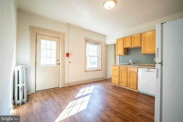 $3,300 | 126 West Market Street, Unit 4, West Chester, PA 19382