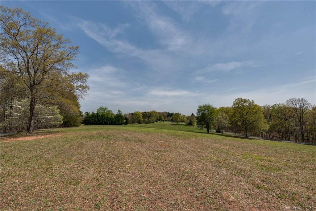 200 Coachman Lane Tryon, NC 28782 - Photo 27 of 28 Gallery Image 27