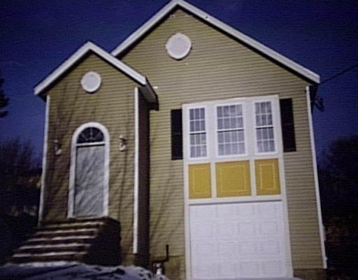 13 Greenway Road Salem, MA 01970 - Photo 1 of 1 Gallery Image 1
