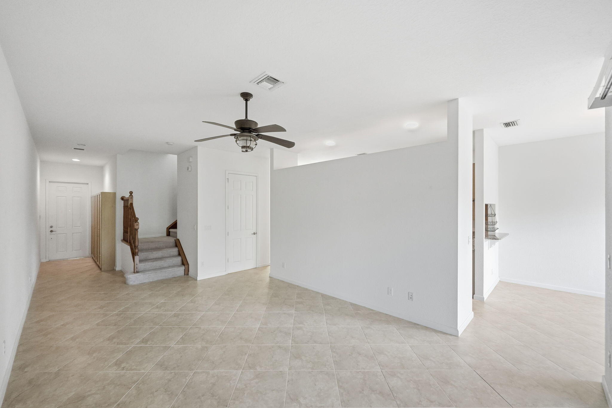 6675 Southeast Woodmill Pond Lane Stuart, FL 34997 - Photo 4 of 60 28-web-or-mls-6675-se-woodmill-pond-ln