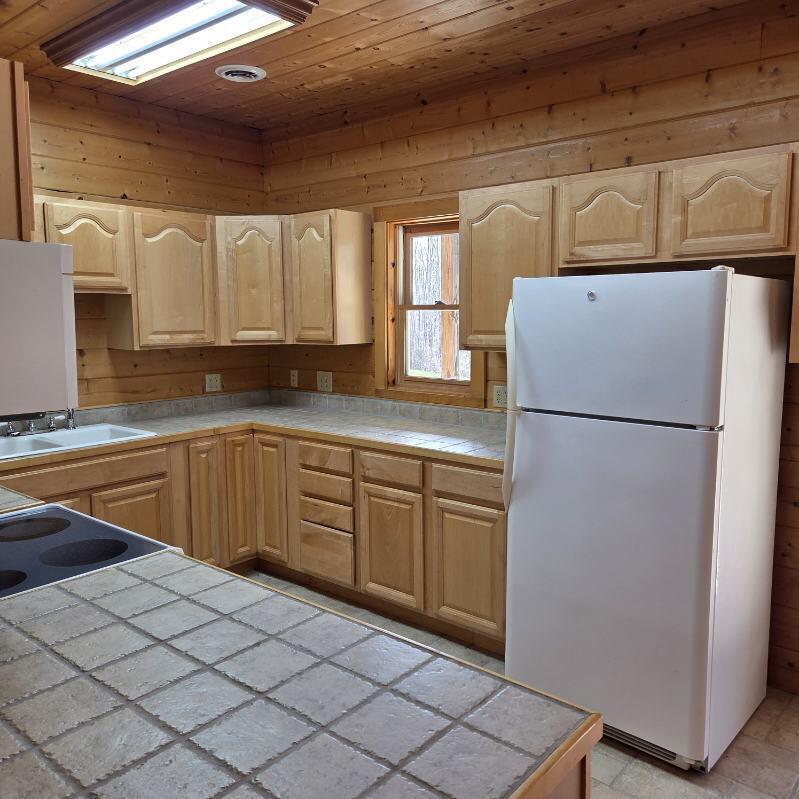 7749 Mcgur Road, Unit B Guysville, OH 45735 - Photo 6 of 21 image000008