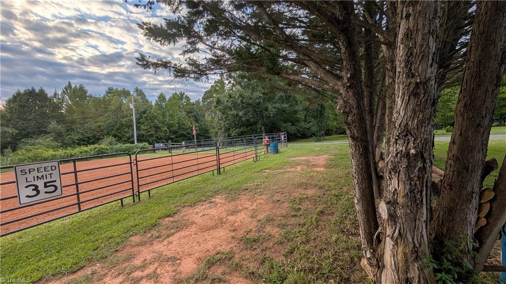 3393 Fulton Road Asheboro, NC 27205 - Photo 8 of 45 Gallery Image 8