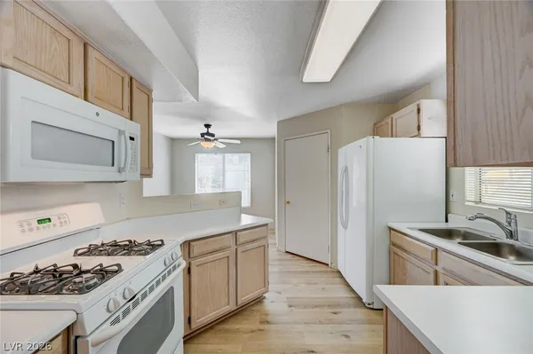 $223,000 | 698 South Racetrack Road, Unit 713, Henderson, NV 89015