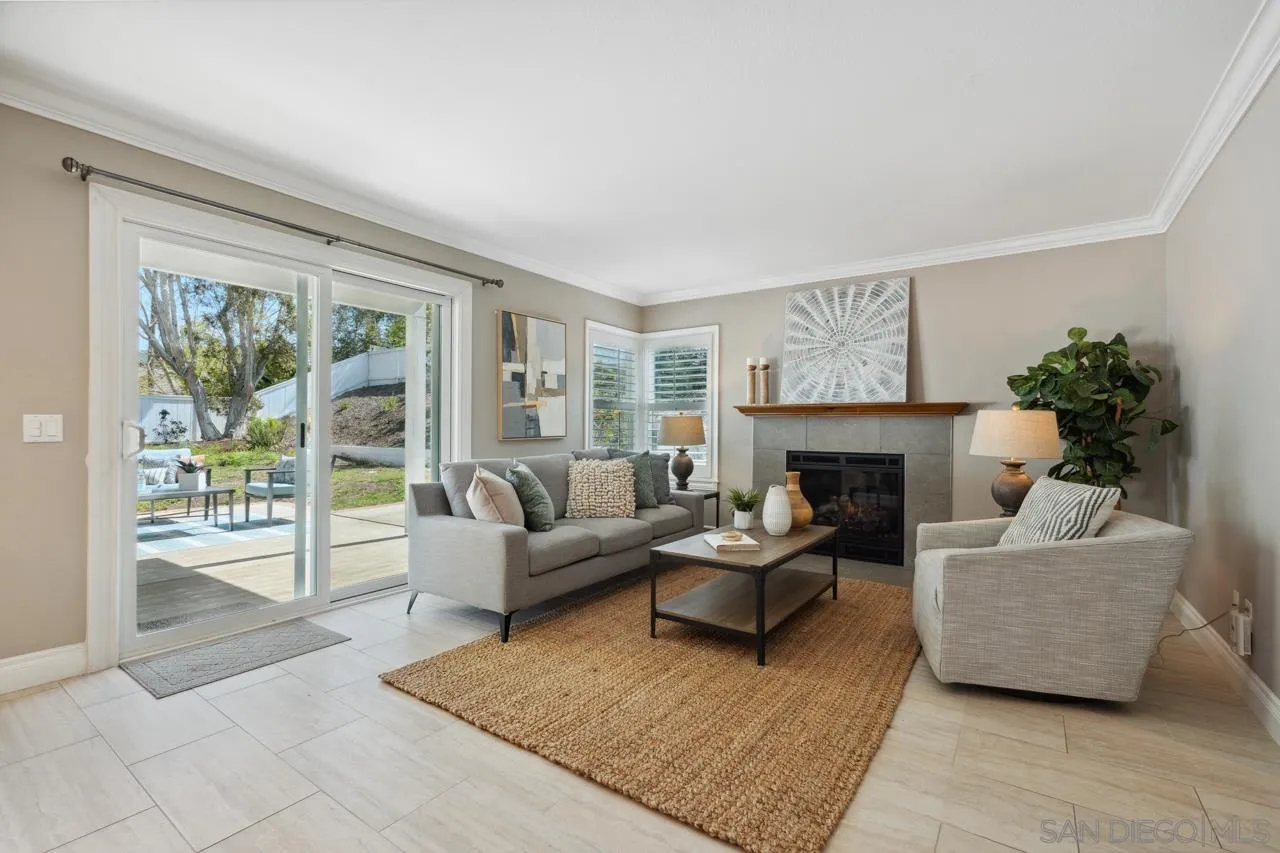 7914 Corte Cardo Carlsbad, CA 92009 - Photo 23 of 61