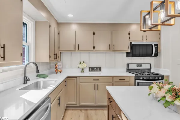 $284,900 | 7605 178th Highway, Donalds, SC 29638