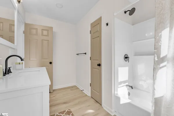 $284,900 | 7605 178th Highway, Donalds, SC 29638