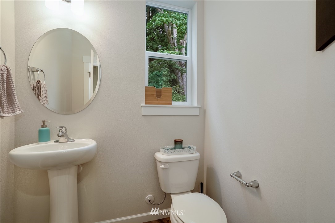 19206 14TH Avenue Southeast Bothell, WA 98012 - Photo 3 of 29 Gallery Image 3