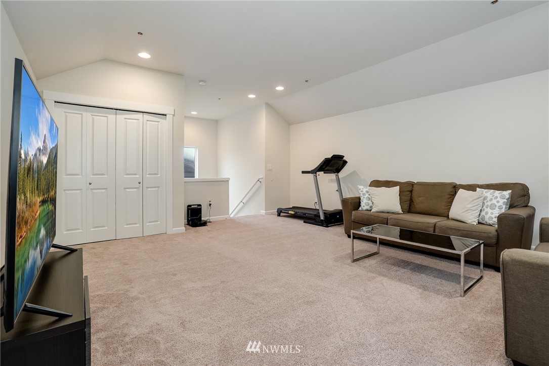 19206 14TH Avenue Southeast Bothell, WA 98012 - Photo 24 of 29 Gallery Image 24