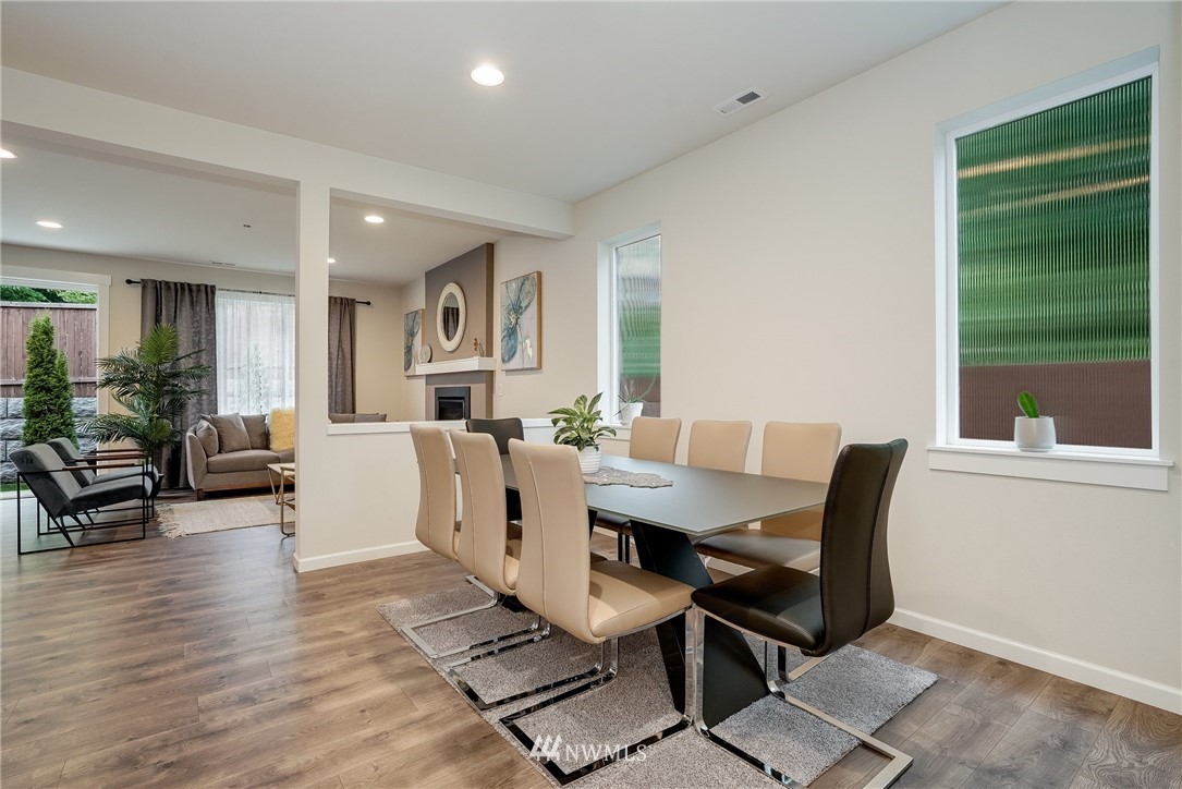 19206 14TH Avenue Southeast Bothell, WA 98012 - Photo 5 of 29 Gallery Image 5