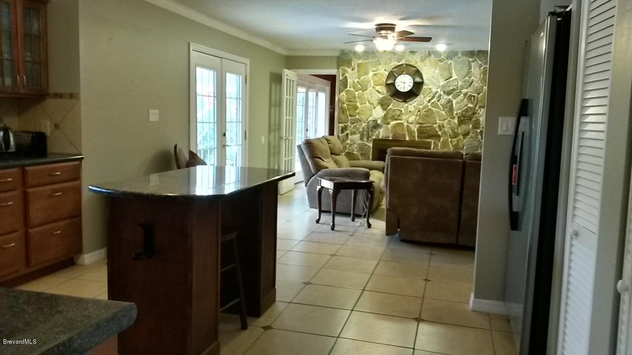 991 Sunswept Road Northeast Palm Bay, FL 32905 - Photo 31 of 40 20160402_093226_Richtone(HDR)