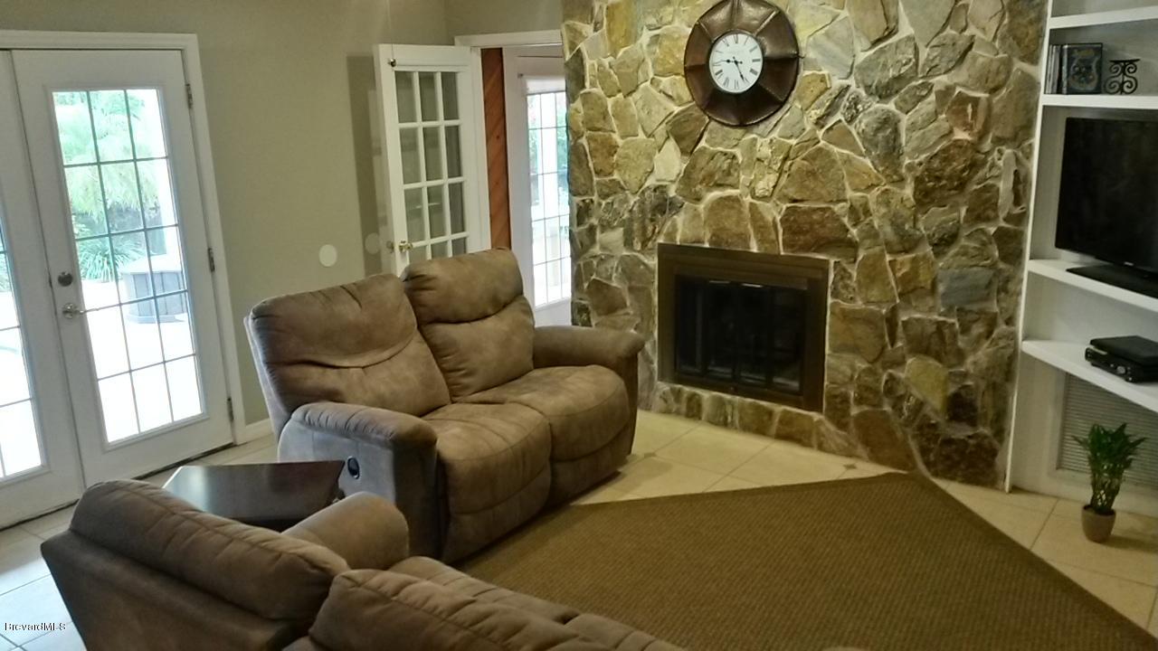 991 Sunswept Road Northeast Palm Bay, FL 32905 - Photo 33 of 40 20160402_092818_Richtone(HDR)