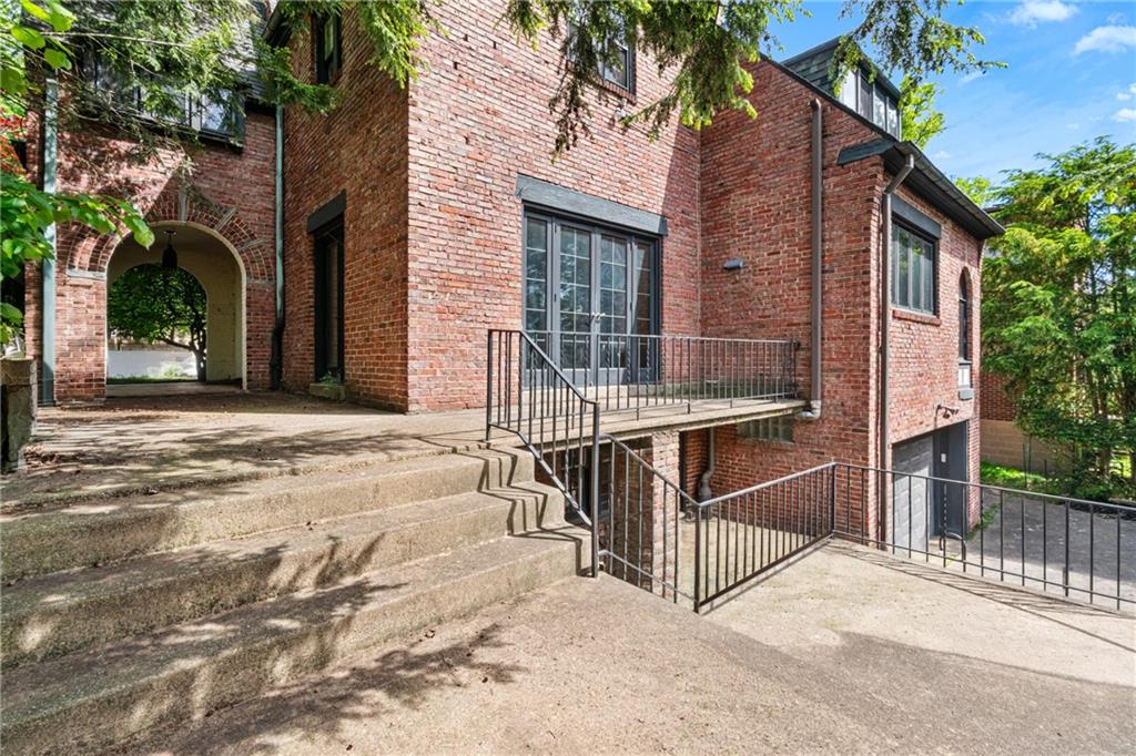 5454 Darlington Road Pittsburgh, PA 15217 - Photo 23 of 25