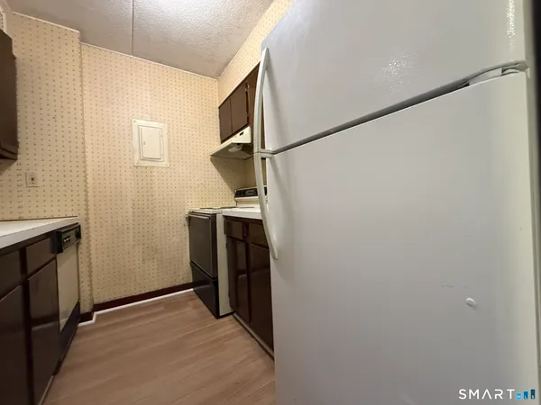 $185,000 | 120 Huntington Turnpike, Unit 202, Bridgeport, CT 06610