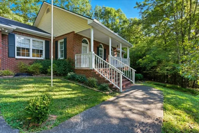 $549,000 | 16 Webb Drive, Cartersville, GA 30120