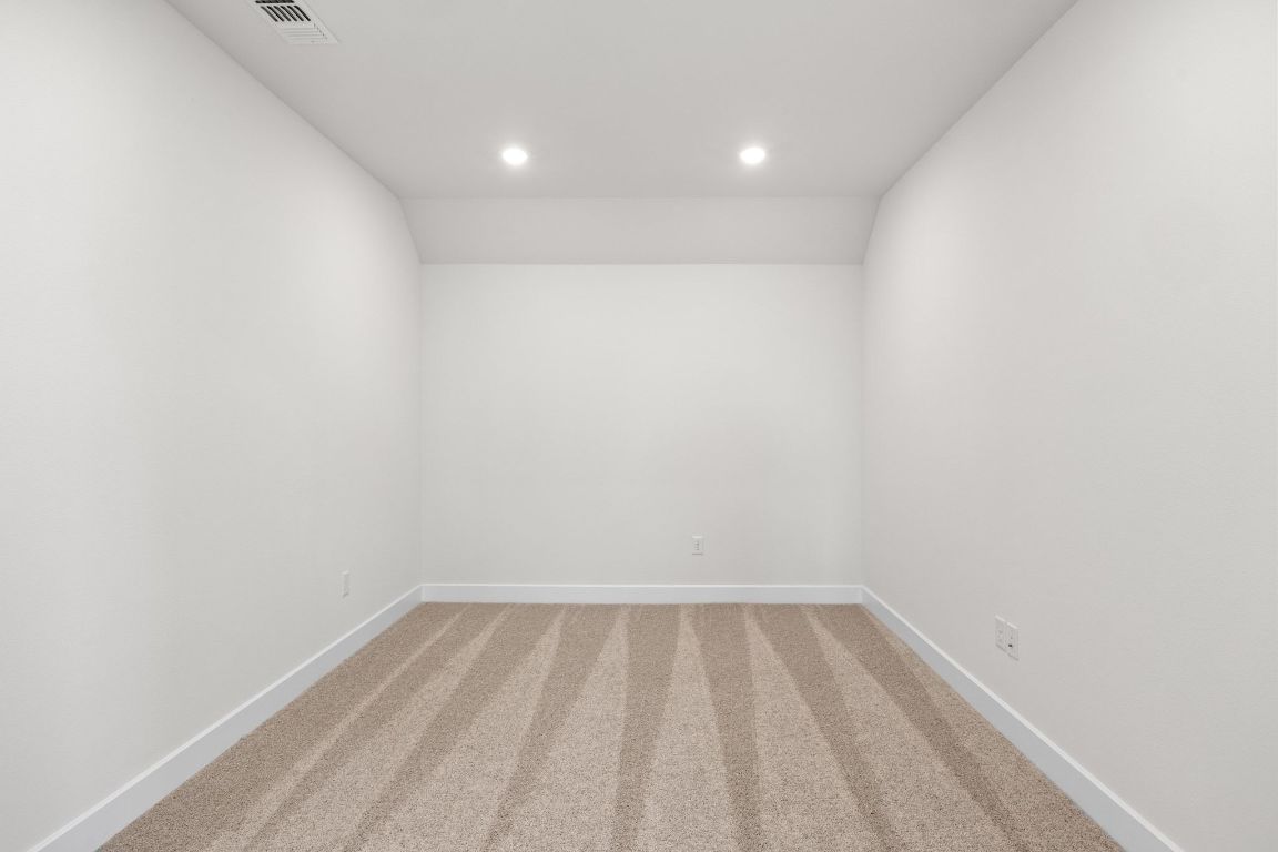 113 Buckaroo Drive Georgetown, TX 78633 - Photo 21 of 35