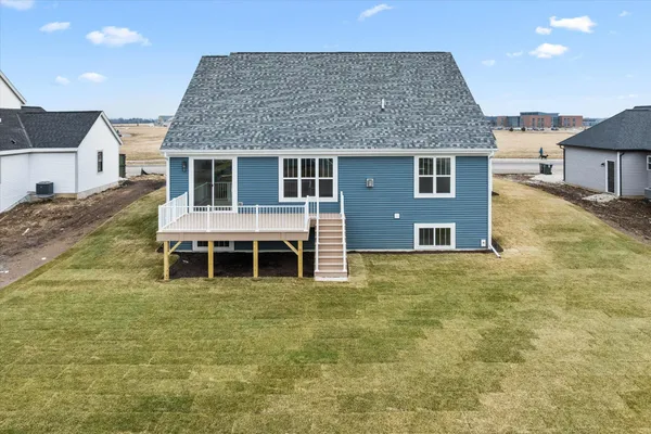 $685,900 | 1746 Whalen Drive, Oconomowoc, WI 53066