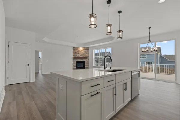 $685,900 | 1746 Whalen Drive, Oconomowoc, WI 53066
