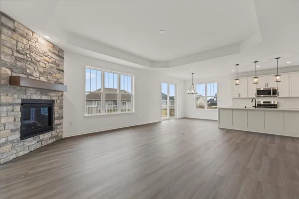 $685,900 | 1746 Whalen Drive, Oconomowoc, WI 53066