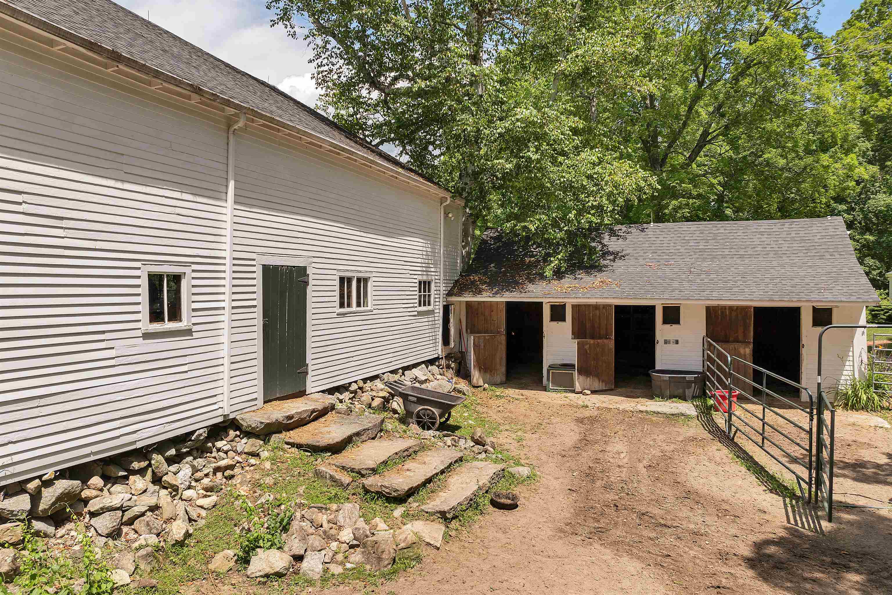 108 Whitten Neck Road Wolfeboro, NH 03894 - Photo 12 of 60 Gallery Image 12