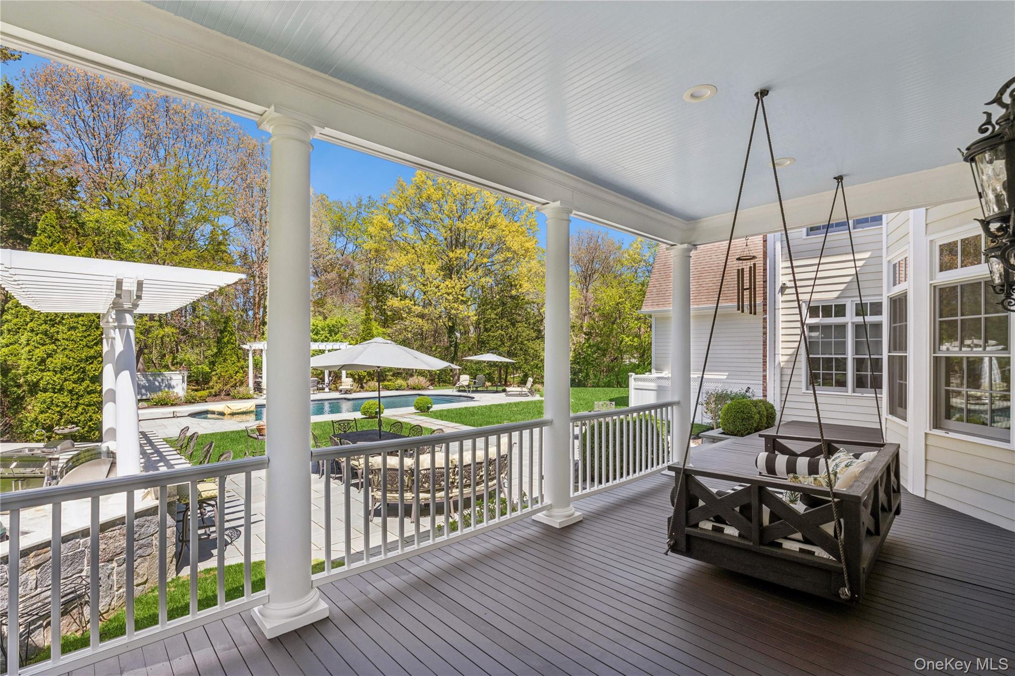 503 Cold Spring Road Laurel Hollow, NY 11791 - Photo 37 of 49