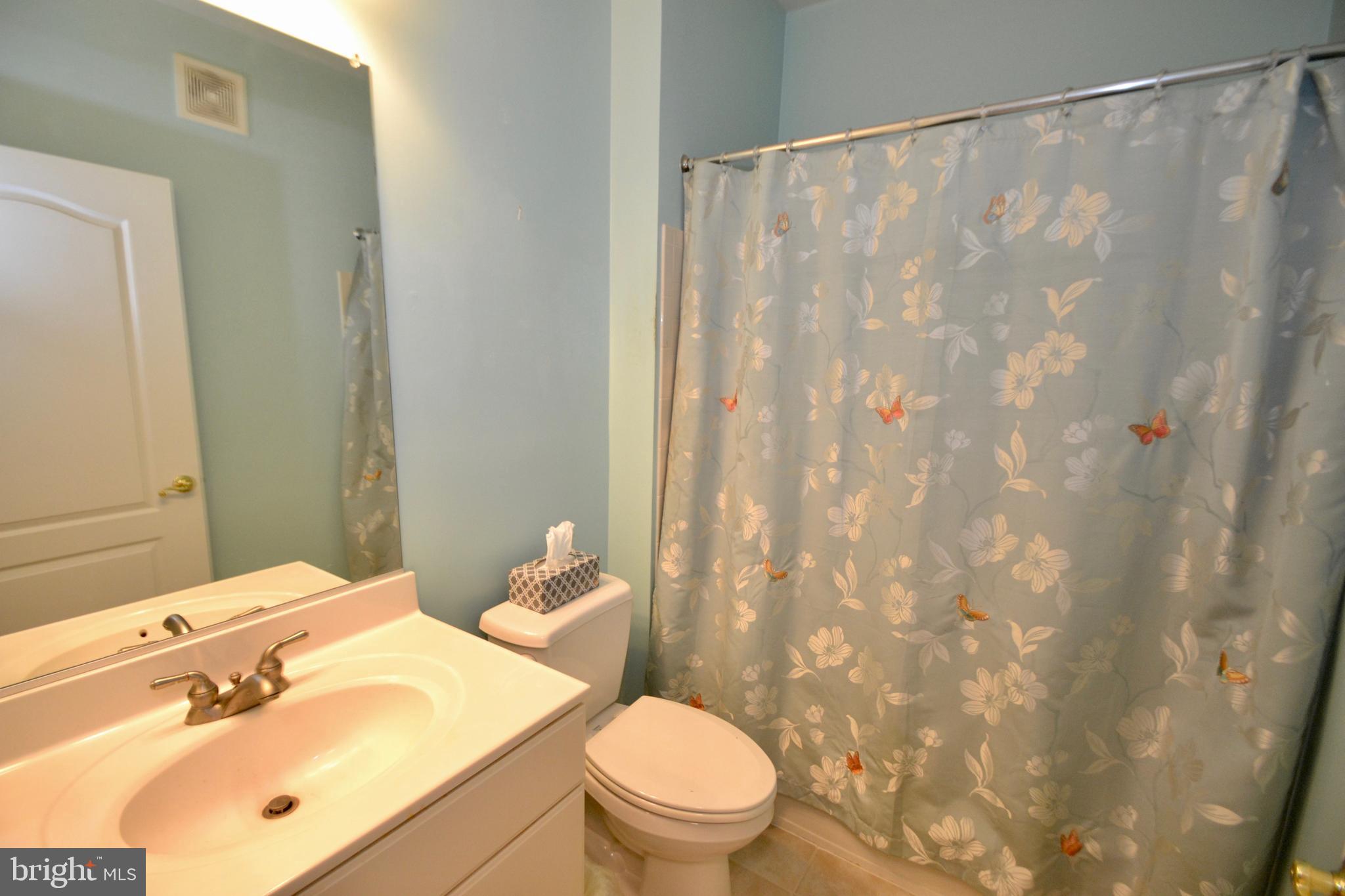 7335 Brookview Road, Unit 206 Elkridge, MD 21075 - Photo 23 of 37 Full Bathroom #2