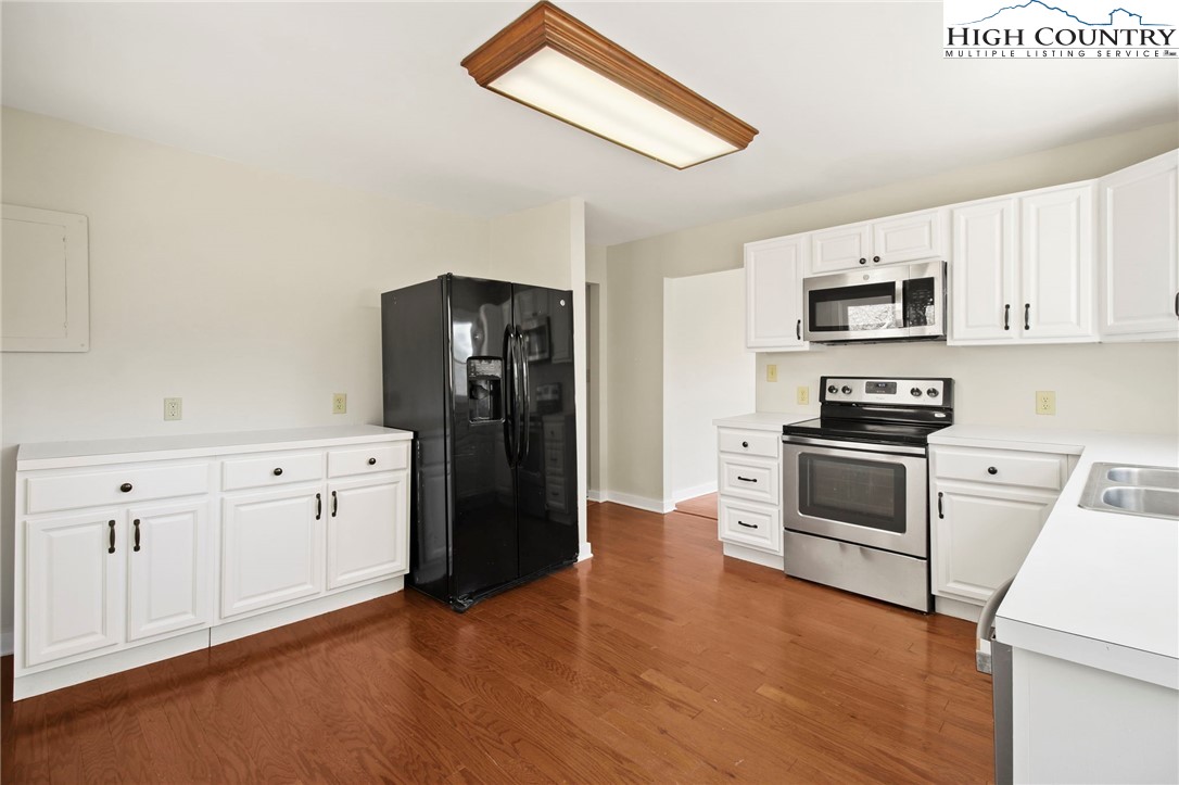 241 Green Briar Road Boone, NC 28607 - Photo 12 of 26 Gallery Image 12