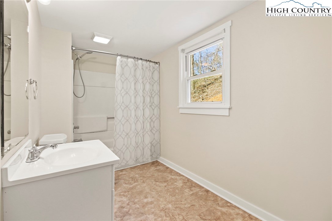 241 Green Briar Road Boone, NC 28607 - Photo 17 of 26 Gallery Image 17