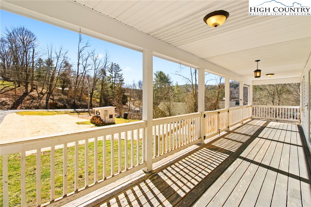 241 Green Briar Road Boone, NC 28607 - Photo 3 of 26 Gallery Image 3