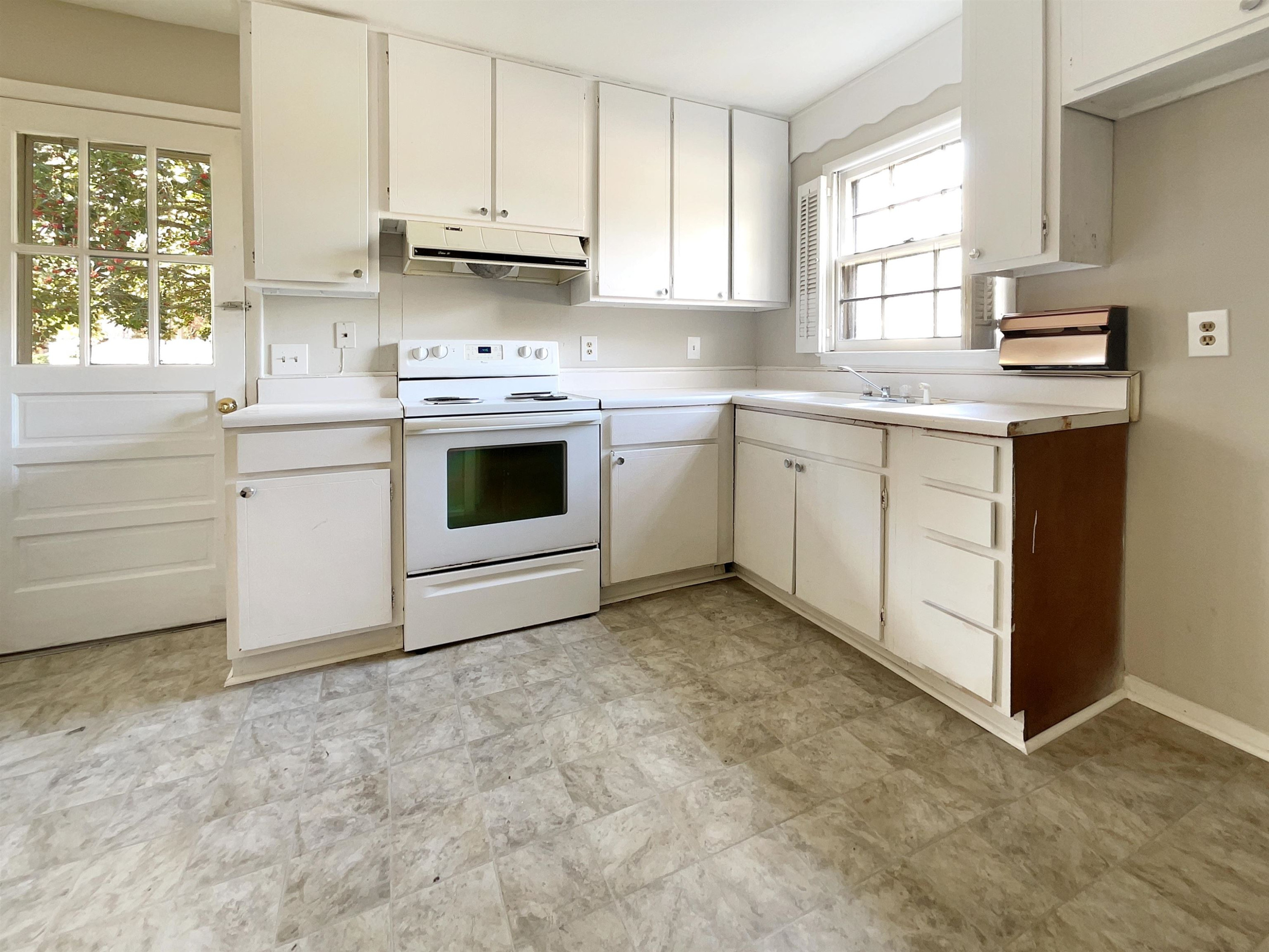 2521 Little John Road Raleigh, NC 27610 - Photo 12 of 18 Photo 12