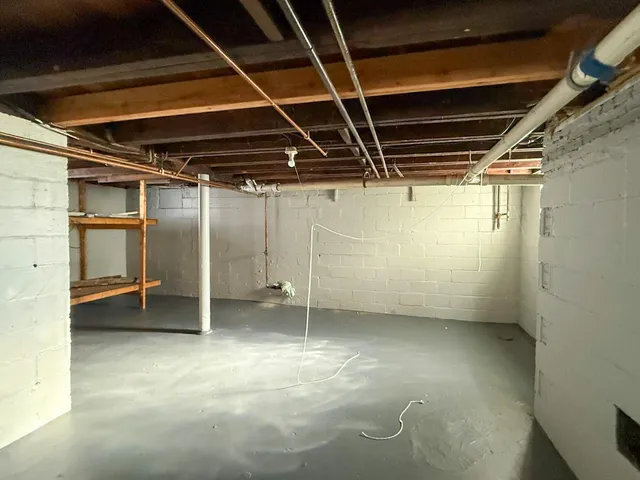 $1,400 | 36465 Main Street, Unit UPPR, New Baltimore, MI 48047