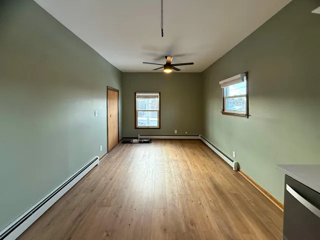 $1,400 | 36465 Main Street, Unit UPPR, New Baltimore, MI 48047