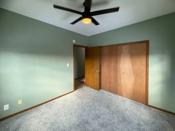 $1,400 | 36465 Main Street, Unit UPPR, New Baltimore, MI 48047