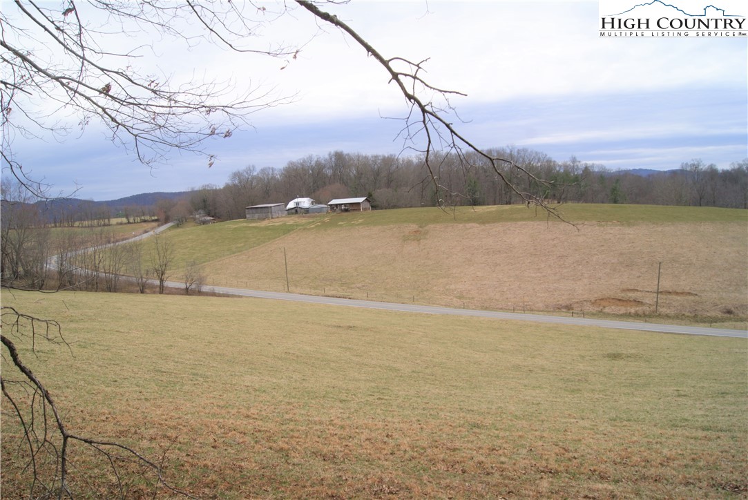 93 Fox Knob Road Sparta, NC 28675 - Photo 2 of 15 Gallery Image 2