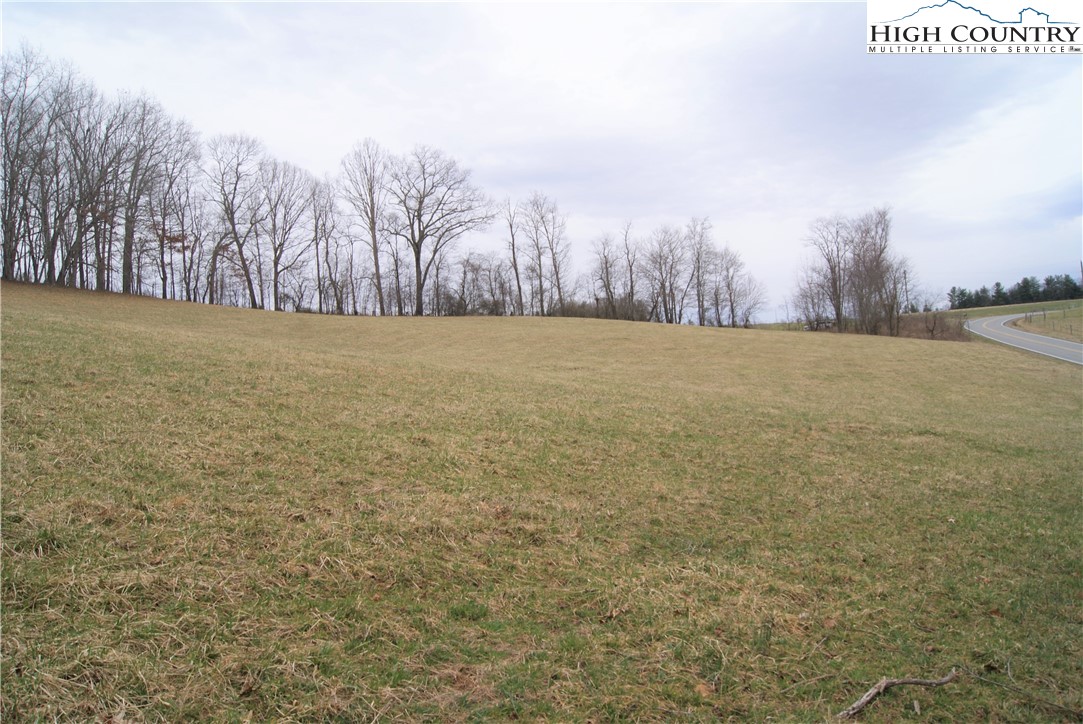 93 Fox Knob Road Sparta, NC 28675 - Photo 8 of 15 Gallery Image 8