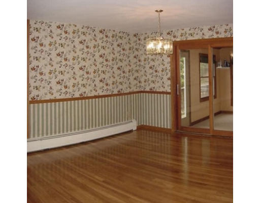 49 Valley View Road Leominster, MA 01453 - Photo 6 of 13 Gallery Image 6