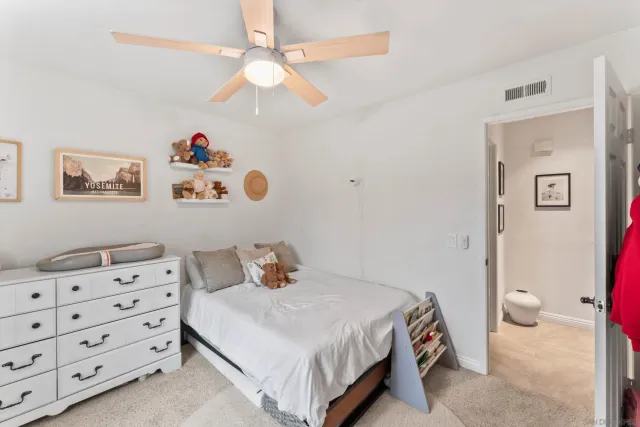 $949,000 | 1938 Spyglass Circle, Vista, CA 92081